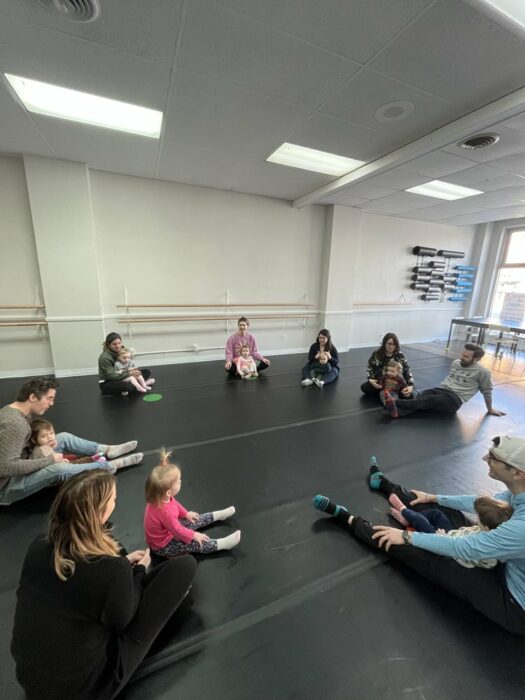 Gallery 2 - Fall 2023 Parent & Me: Music and Movement Class (6 months - 2 years) in Fairview Park!