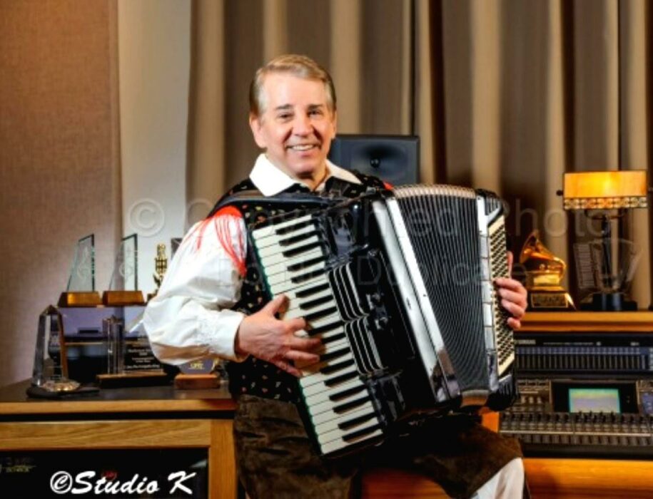Gallery 2 - 59th Thanksgiving Polka Weekend with 10 Bands and Denis Novato, World Accordion Champion